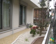 姫路市ガーデンリフォーム　手付かずの中庭を和風テイスト仕上げ