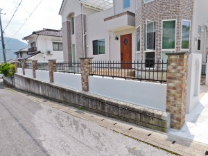 姫路・たつの・太子・相生・赤穂・加古川・高砂の外構&お庭は、新築・リフォームともに「1級エクステリアプランナー」のガーデンプランショップ、ビーズガーデンへ。