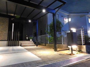 姫路・たつの・太子・相生・赤穂・加古川・高砂の外構&お庭は、新築・リフォームともに「1級エクステリアプランナー」のガーデンプランショップ、ビーズガーデンへ。