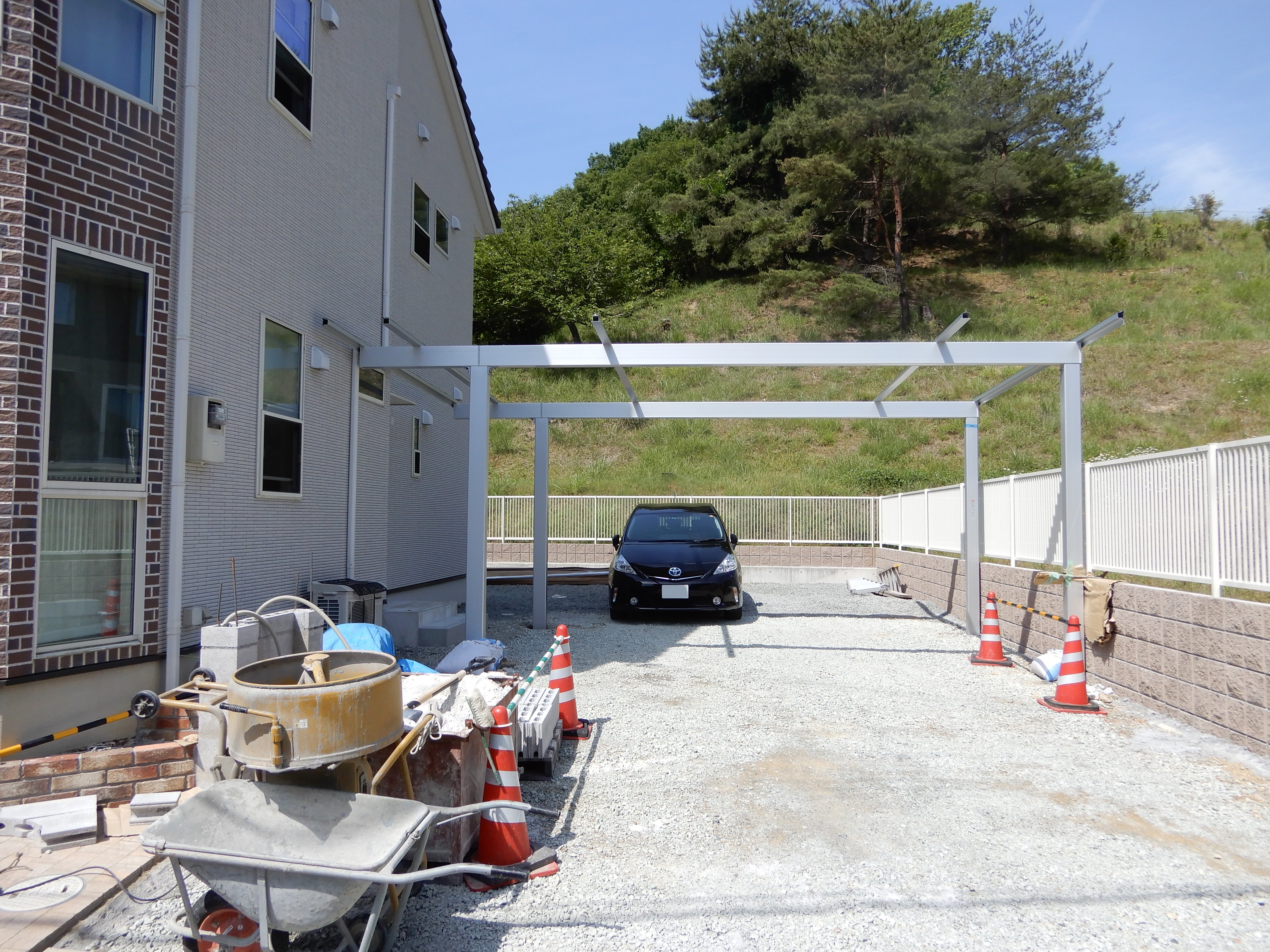 姫路・たつの・太子・相生・赤穂・加古川・高砂の外構&お庭は、新築・リフォームともに「1級エクステリアプランナー」のガーデンプランショップ、ビーズガーデンへ。