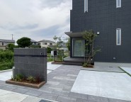 姫路市新築外構｜お家に合わせた黒基調のシンプル外構