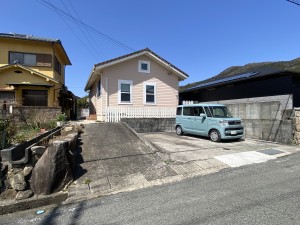 姫路・たつの・太子・相生・赤穂・加古川・高砂の外構＆お庭は、新築・リフォームともに「1級エクステリアプランナー」のガーデンプランショップ、ビーズガーデンへ。