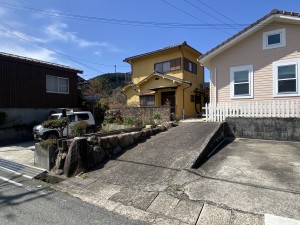姫路・たつの・太子・相生・赤穂・加古川・高砂の外構＆お庭は、新築・リフォームともに「1級エクステリアプランナー」のガーデンプランショップ、ビーズガーデンへ。