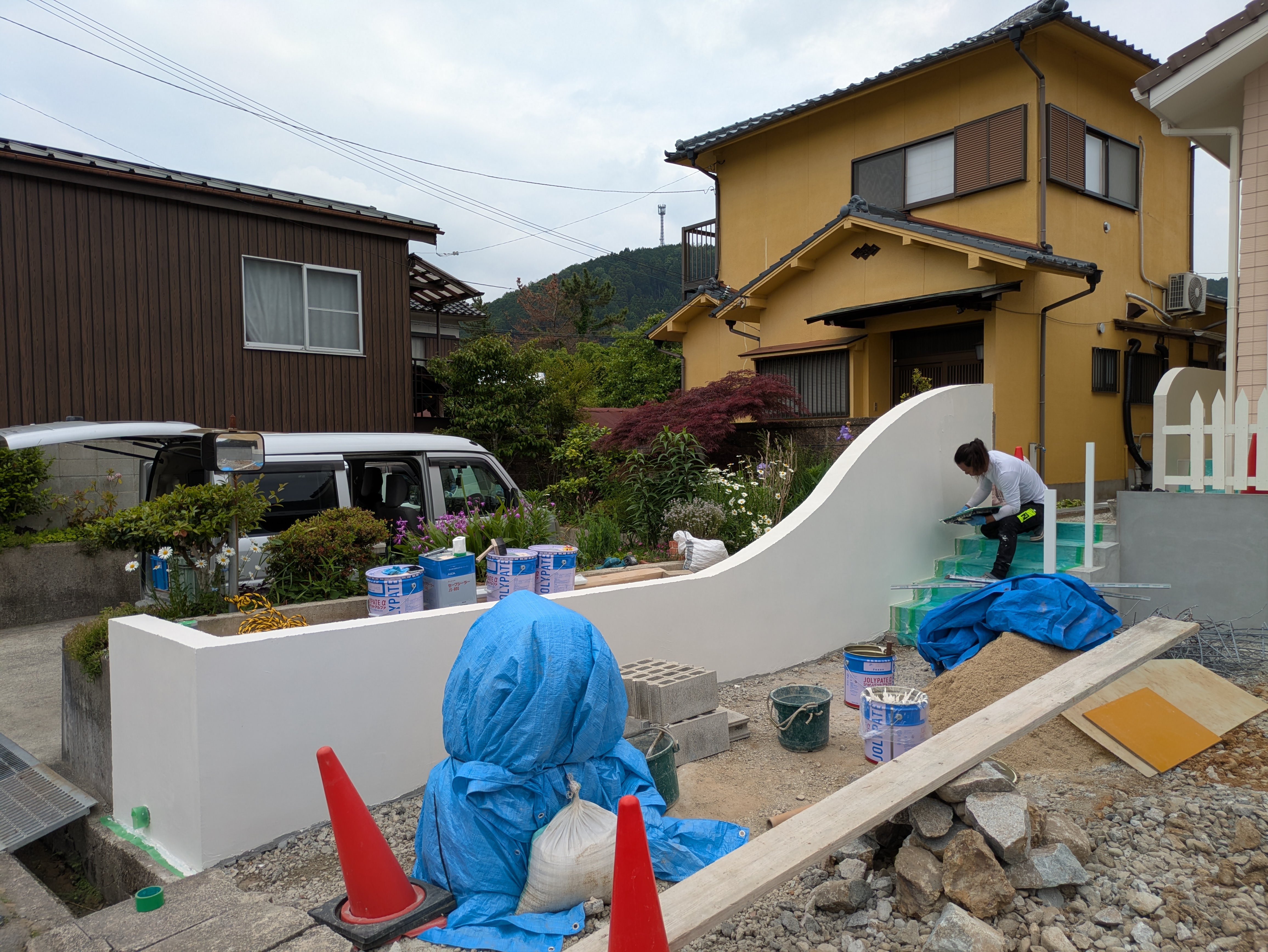 姫路・たつの・太子・相生・赤穂・加古川・高砂の外構&お庭は、新築・リフォームともに「1級エクステリアプランナー」のガーデンプランショップ、ビーズガーデンへ。