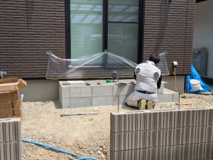 姫路・たつの・太子・相生・赤穂・加古川・高砂の外構&お庭は、新築・リフォームともに「1級エクステリアプランナー」のガーデンプランショップ、ビーズガーデンへ。