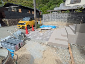 姫路・たつの・太子・相生・赤穂・加古川・高砂の外構&お庭は、新築・リフォームともに「1級エクステリアプランナー」のガーデンプランショップ、ビーズガーデンへ。