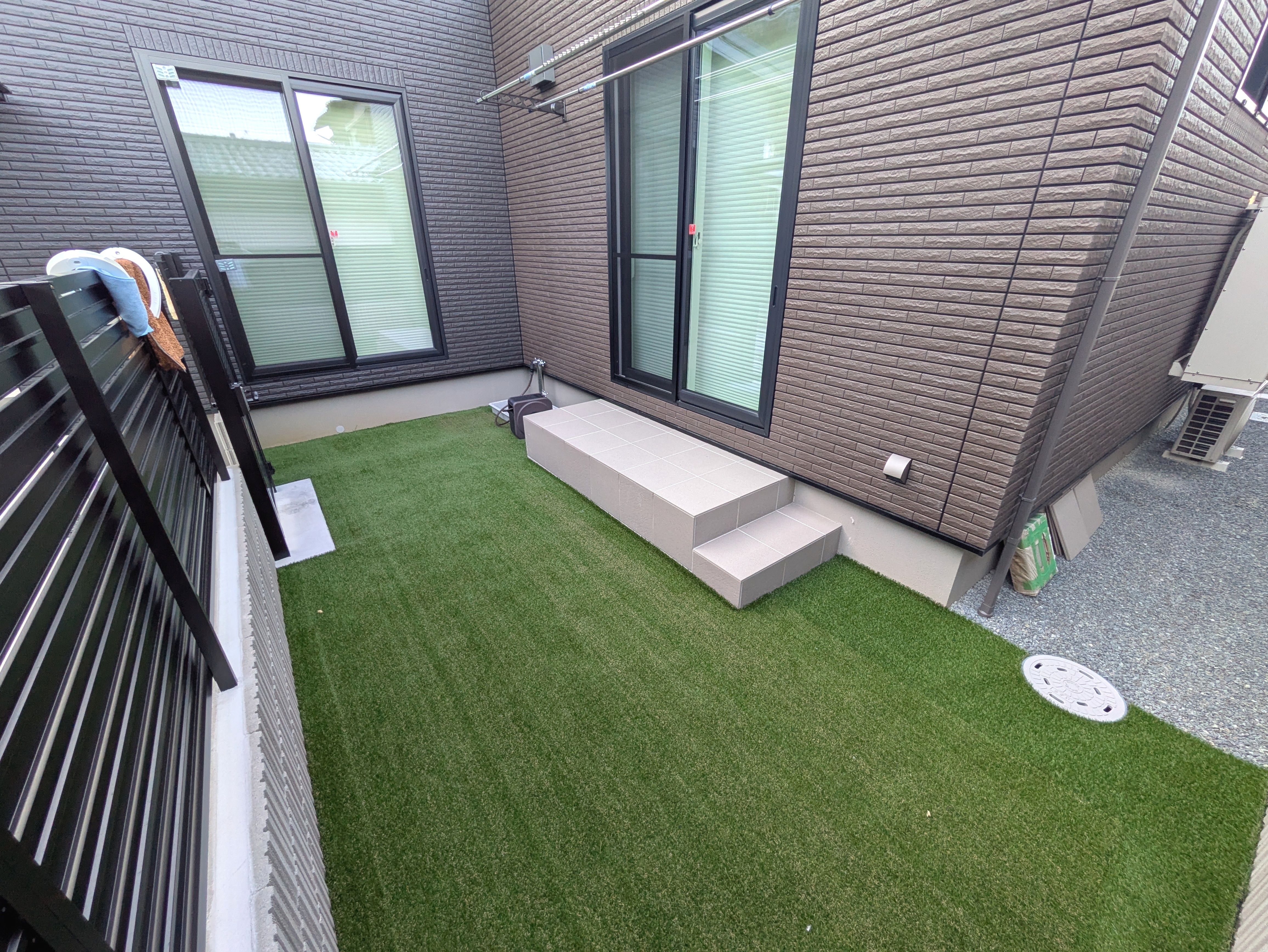 姫路・たつの・太子・相生・赤穂・加古川・高砂の外構&お庭は、新築・リフォームともに「1級エクステリアプランナー」のガーデンプランショップ、ビーズガーデンへ。