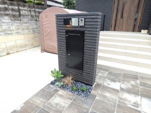 姫路・たつの・太子・相生・赤穂・加古川・高砂の外構&お庭は、新築・リフォームともに「1級エクステリアプランナー」のガーデンプランショップ、ビーズガーデンへ。