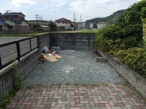 姫路・たつの・太子・相生・赤穂・加古川・高砂の外構&お庭は、新築・リフォームともに「1級エクステリアプランナー」のガーデンプランショップ、ビーズガーデンへ。