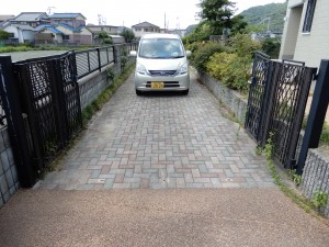 姫路・たつの・太子・相生・赤穂・加古川・高砂の外構&お庭は、新築・リフォームともに「1級エクステリアプランナー」のガーデンプランショップ、ビーズガーデンへ。