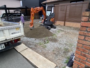 姫路・たつの・太子・相生・赤穂・加古川・高砂の外構&お庭は、新築・リフォームともに「1級エクステリアプランナー」のガーデンプランショップ、ビーズガーデンへ。