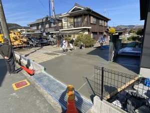 姫路・たつの・太子・相生・赤穂・加古川・高砂の外構＆お庭は、新築・リフォームともに「1級エクステリアプランナー」のガーデンプランショップ、ビーズガーデンへ。