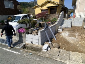 姫路・たつの・太子・相生・赤穂・加古川・高砂の外構＆お庭は、新築・リフォームともに「1級エクステリアプランナー」のガーデンプランショップ、ビーズガーデンへ。