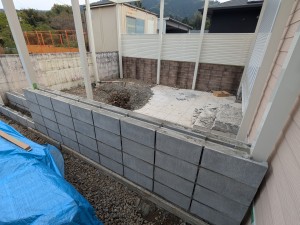 姫路・たつの・太子・相生・赤穂・加古川・高砂の外構＆お庭は、新築・リフォームともに「1級エクステリアプランナー」のガーデンプランショップ、ビーズガーデンへ。